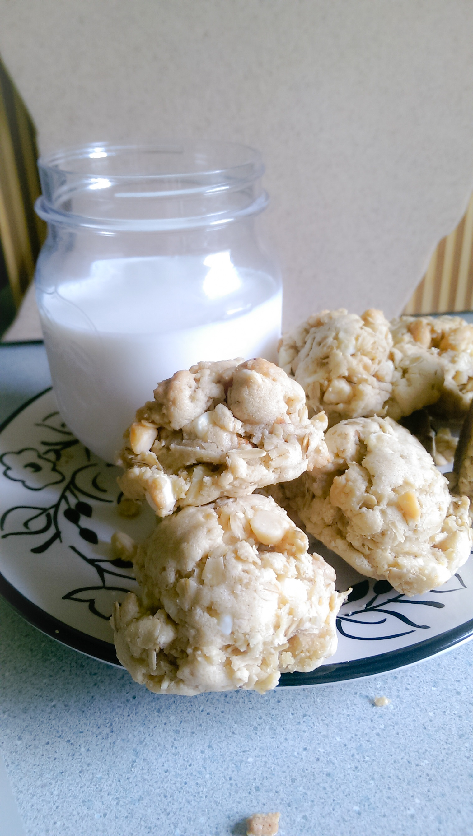 White Chocolate Chip Macadamia Nut Cookies – Michigan from Scratch
